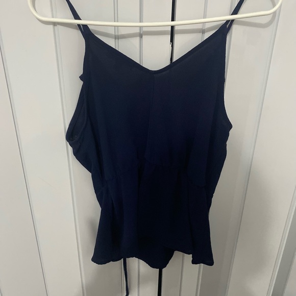 Top - Picture 2 of 3